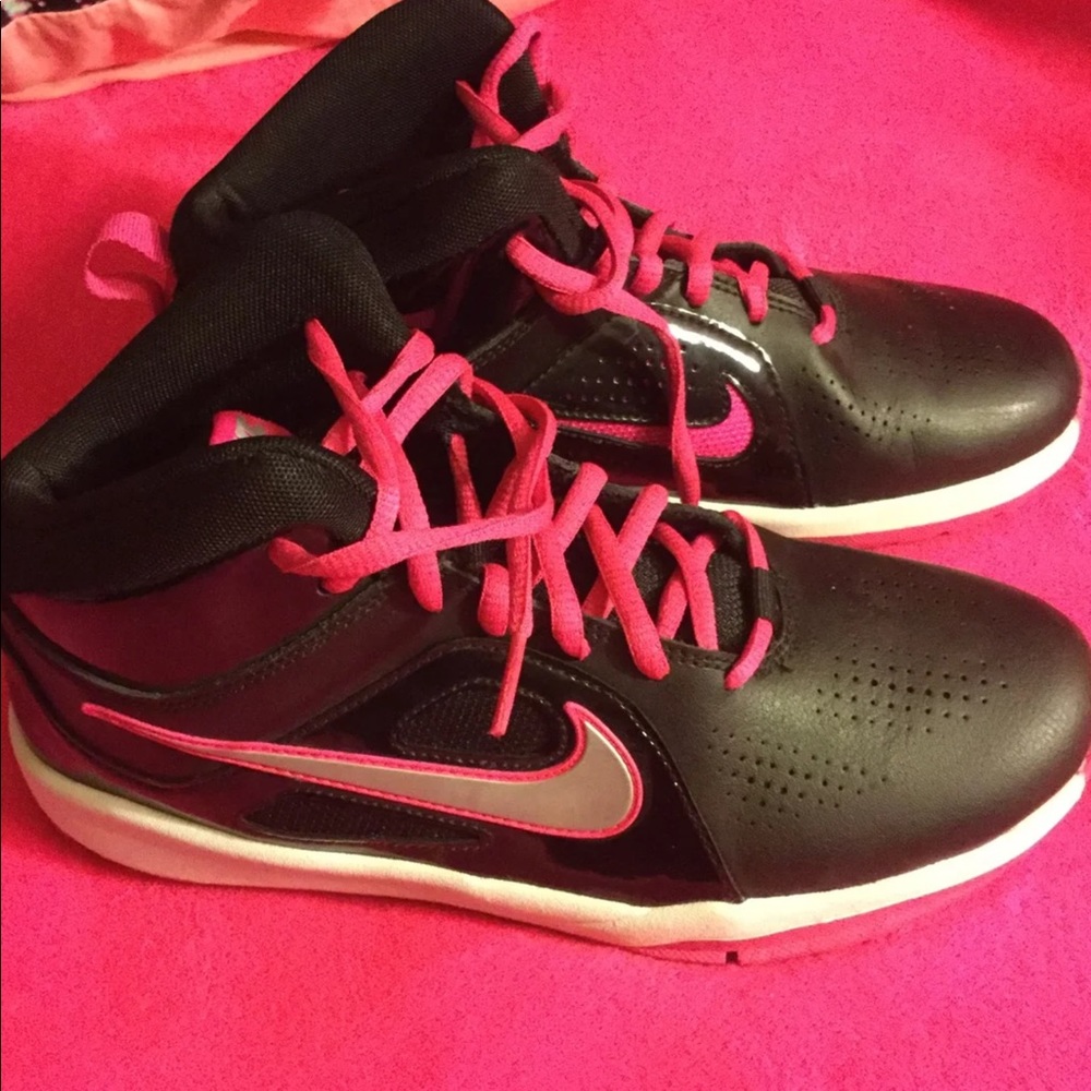 Nike Hitop Sneakers